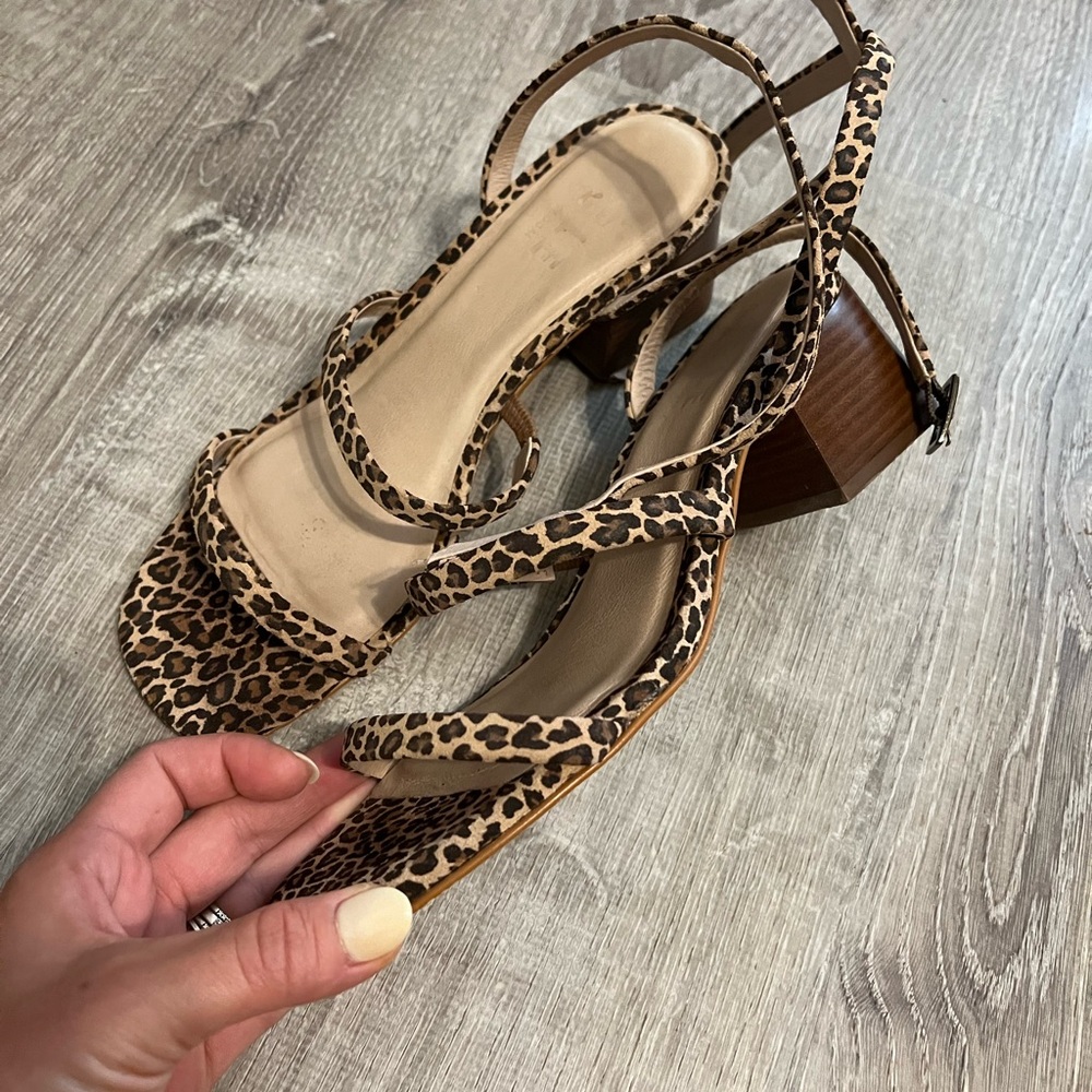 Able heels!